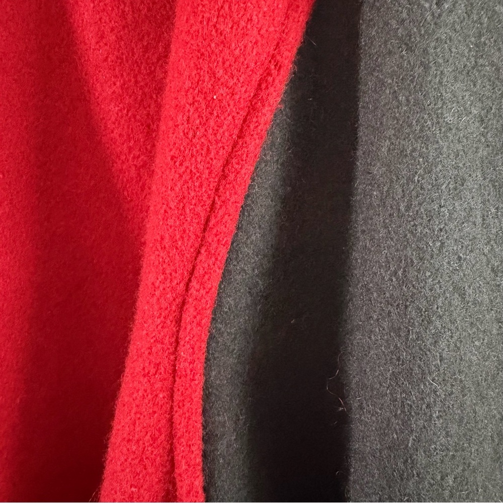 Vintage Warner Bros Bugs Bunny Varsity Jacket – Red & Black Wool Blend – Medium - Picture 4 of 6